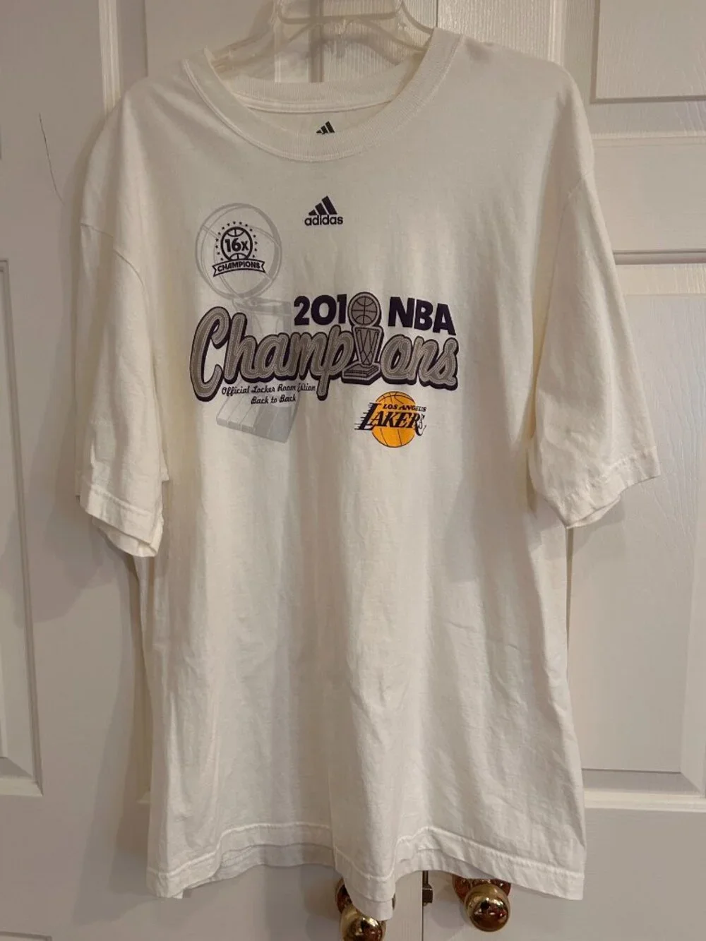 Adidas Los Angeles Lakers 2010 NBA Champions short-sleeved crew neck T-shirt